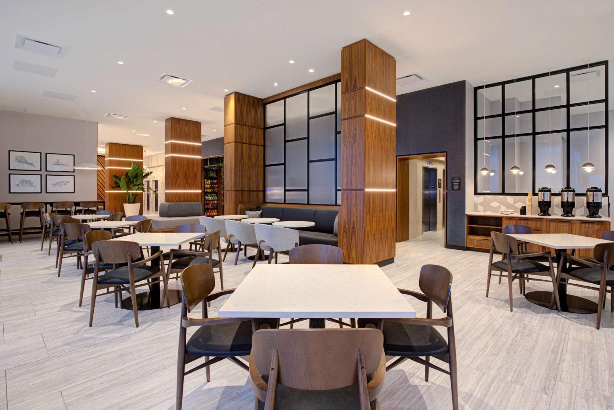 Homewood Suites By Hilton Montreal Downtown Ngoại thất bức ảnh